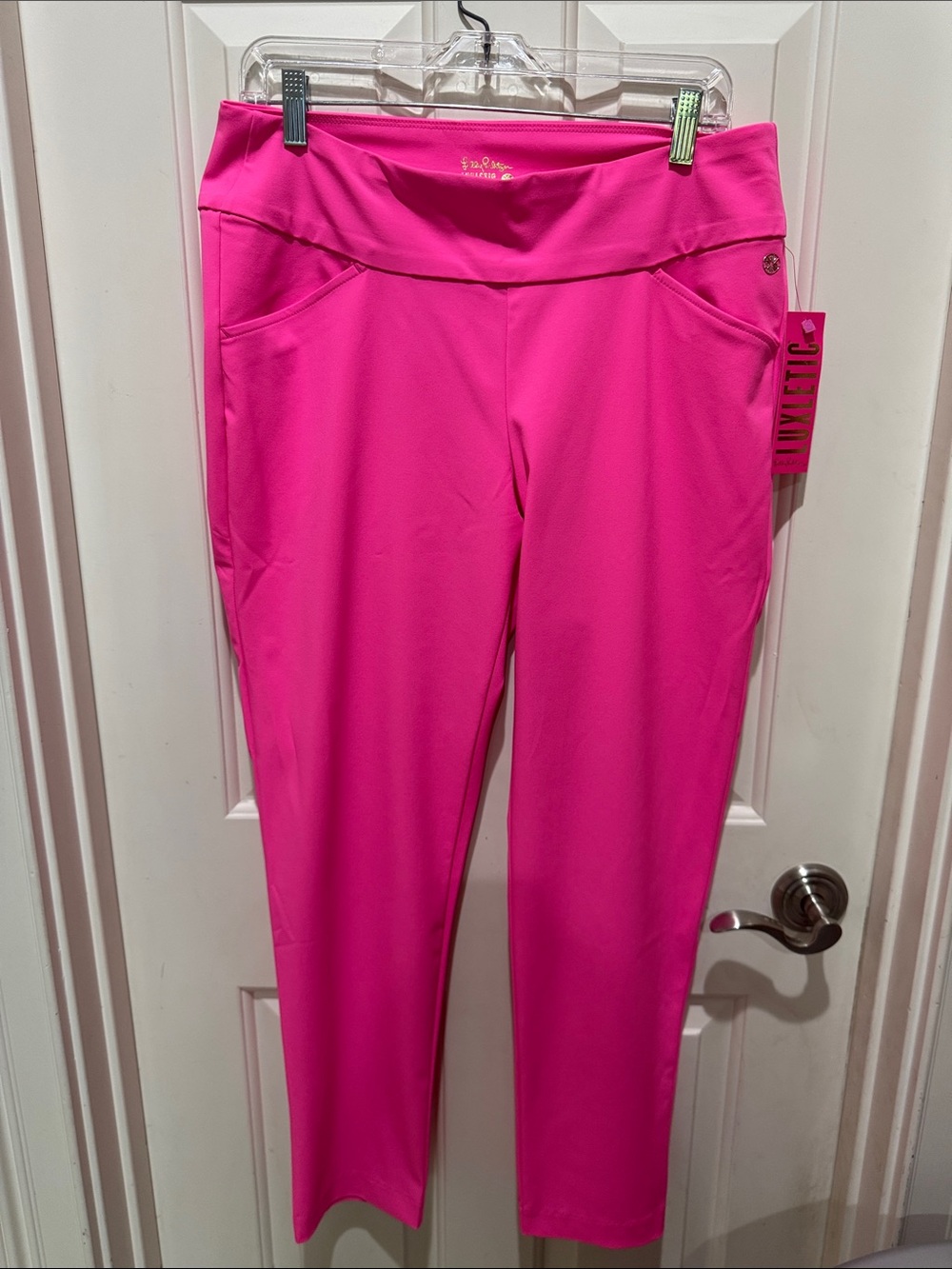Brand New Bright Pink High-Waist Luxletic Corso Pants 
Aura Pink
UPS 50+